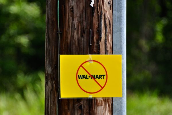 walmart slash sign fulcher property